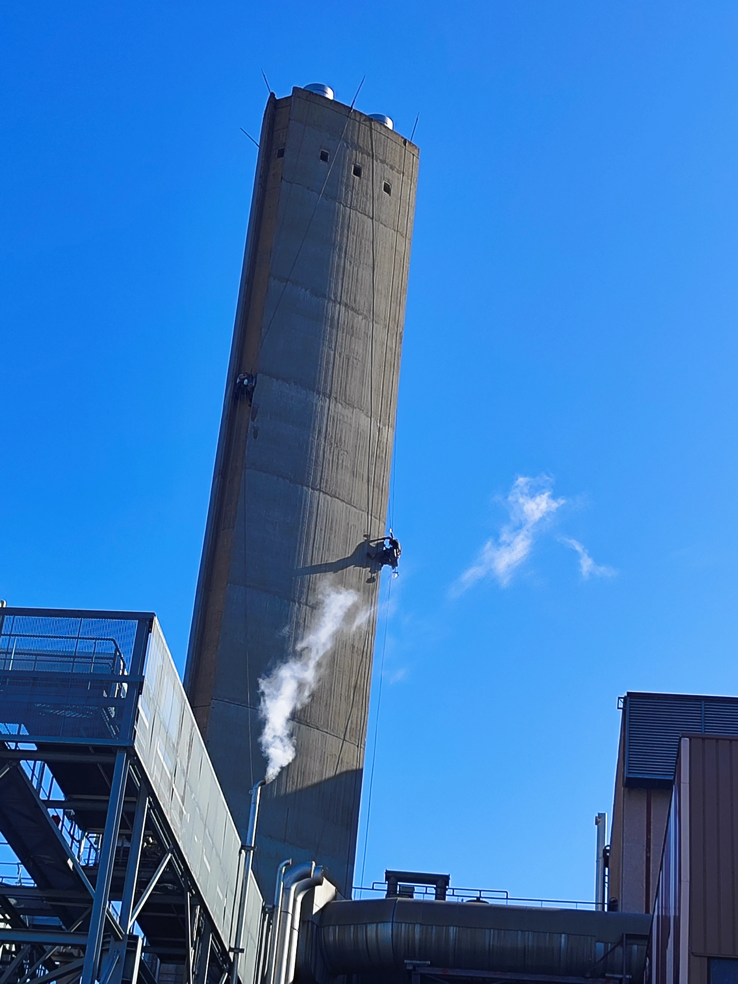 Intervention de cordistes MS Access pour une jolie cheminée chez DSA AQUITAINE à Cenon (industrie) – 9